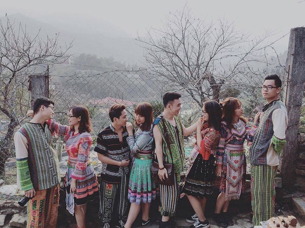 Các cặp đôi 8 chuyện