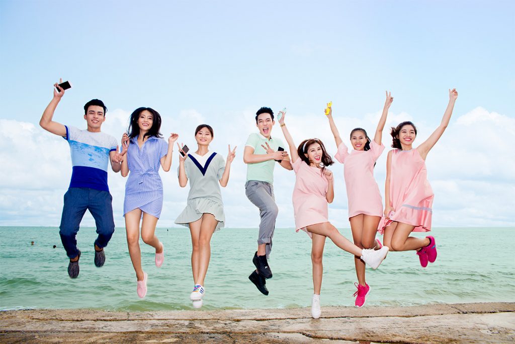 Nhảy lên mỗi người 1 kiểu